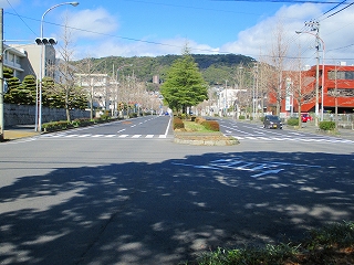 舗装補修工事後の市道徳山停車場線