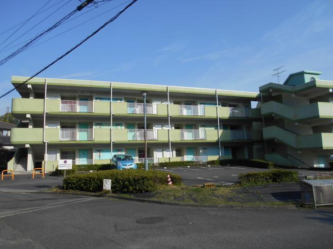 若草住宅の外観