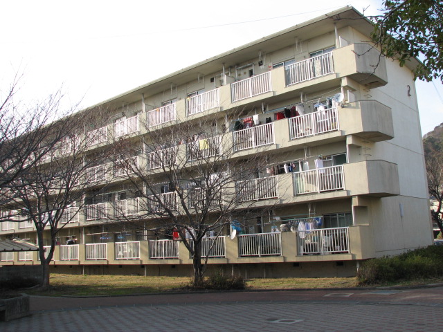 金剛山住宅2棟外観