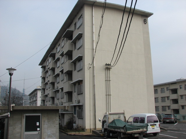 周南第2住宅6棟外観