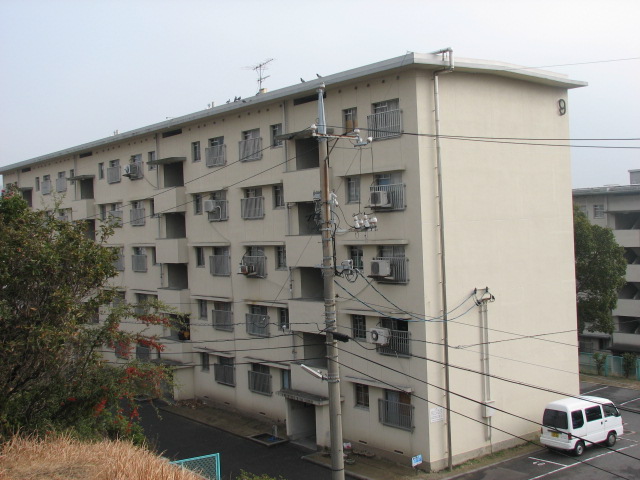 周南第2住宅9棟外観