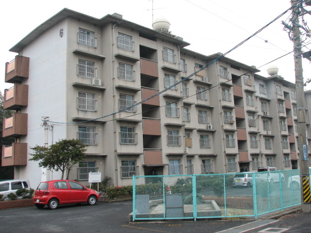 周南第4住宅6棟外観