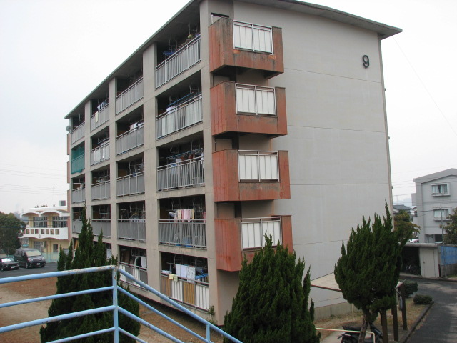 周南第4住宅9棟外観