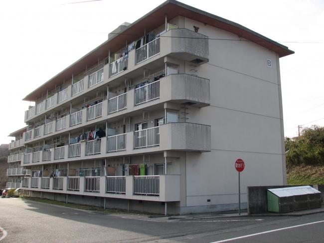 第2勝間住宅B棟外観