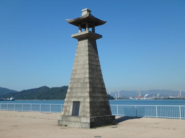東浜崎の石灯台
