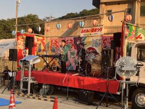 お祭りの様子