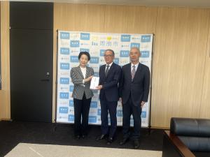 笹戸建築事務所様との記念撮影