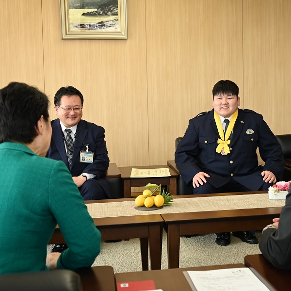 市長報告の様子