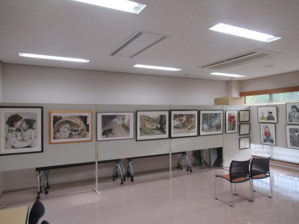 秋本町子さんのきれいなえんぴつ画展